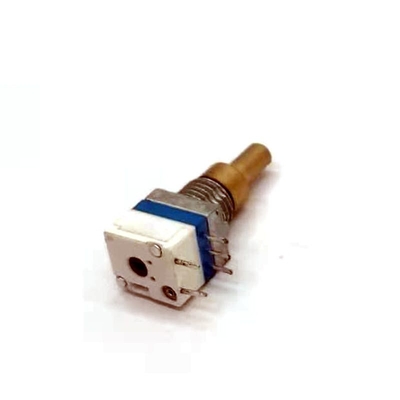 Botón de cobre amarillo 8m m del volumen del potenciómetro del interruptor rotatorio 250VAC para el Presidente